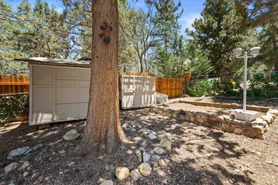 819 Holmes Lane, Sugarloaf, CA 92386 - Photo 41