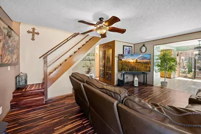 819 Holmes Lane, Sugarloaf, CA 92386 - Photo 7