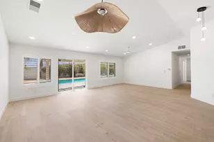 76 Sutton Pl S, Palm Desert, CA 92211 - Photo 5
