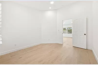 76 Sutton Place S, Palm Desert, CA 92211 - Photo 25