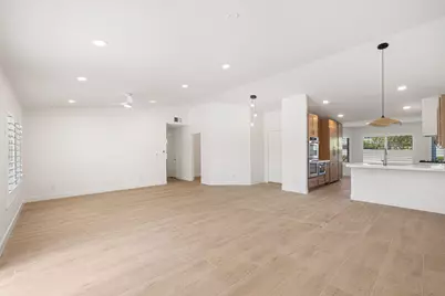 76 Sutton Place S, Palm Desert, CA 92211 - Photo 13