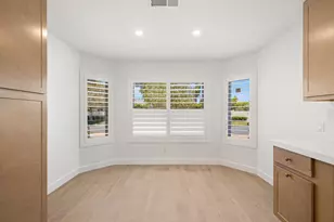 76 Sutton Pl S, Palm Desert, CA 92211 - Photo 9