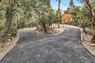 53033 Mountain View Dr, Idyllwild, CA 92549 - Photo 7