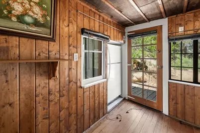 335 N Shore Drive, Fawnskin, CA 92333 - Photo 9
