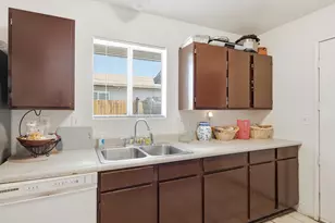 15705 Via Vista, Desert Hot Springs, CA 92240 - Photo 11