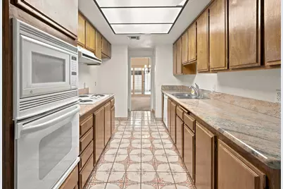 74984 S Chateau Circle, Indian Wells, CA 92210 - Photo 11