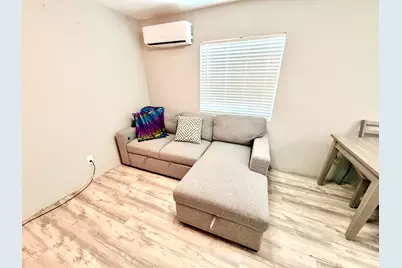 72425 Cactus Drive, 29 Palms, CA 92277 - Photo 7