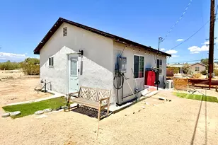 72425 Cactus Dr, 29 Palms, CA 92277 - Photo 3