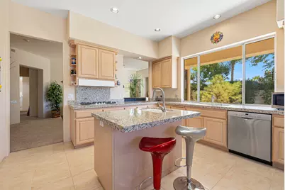 81 Appian Way, Palm Desert, CA 92211 - Photo 13
