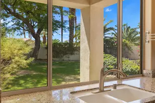 81 Appian Way, Palm Desert, CA 92211 - Photo 9