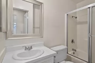 420 N Villa Ct, Palm Springs, CA 92262 - Photo 9