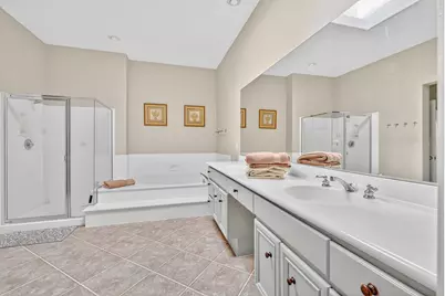 83 N Kavenish Drive, Rancho Mirage, CA 92270 - Photo 17