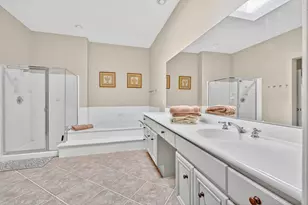 83 N Kavenish Dr, Rancho Mirage, CA 92270 - Photo 17