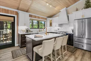 1053 Club View Dr, Big Bear Lake, CA 92315 - Photo 11