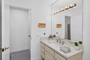 500 E Amado Road, Palm Springs, CA 92262 - Photo 19