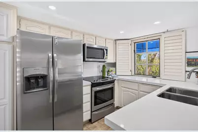 500 E Amado Road #313, Palm Springs, CA 92262 - Photo 7