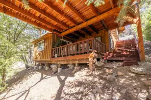 1126 Crags Ln, Fawnskin, CA 92333 - Photo 51