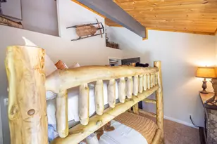 1126 Crags Ln, Fawnskin, CA 92333 - Photo 31