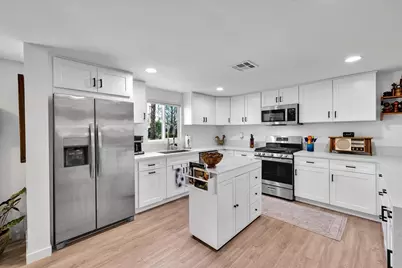 13 Coble Drive, Cathedral City, CA 92234 - Photo 9