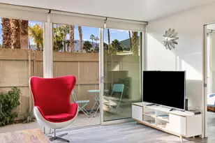 1111 E Palm Canyon Dr, Palm Springs, CA 92264 - Photo 11