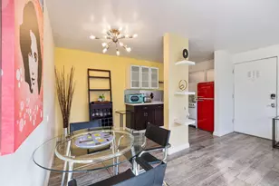 1111 E Palm Canyon Dr, Palm Springs, CA 92264 - Photo 17