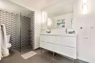 1111 E Palm Canyon Dr, Palm Springs, CA 92264 - Photo 19