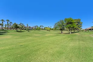 48 Pebble Beach Dr, Rancho Mirage, CA 92270 - Photo 37