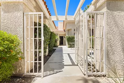 116 Caserta Lane, Palm Desert, CA 92211 - Photo 7
