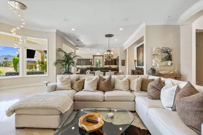 48 Vista Encantada, Rancho Mirage, CA 92270 - Photo 17