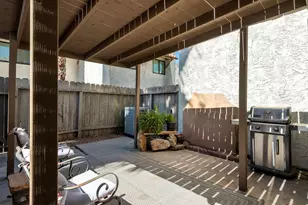334 W Santa Elena Rd, Palm Springs, CA 92262 - Photo 33