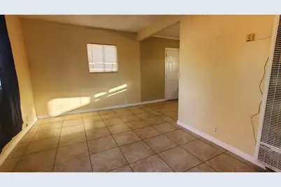 11985 Chamberlaine Way, Adelanto, CA 92301 - Photo 7