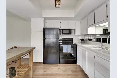 64275 Spyglass Avenue #56, Desert Hot Springs, CA 92240 - Photo 9