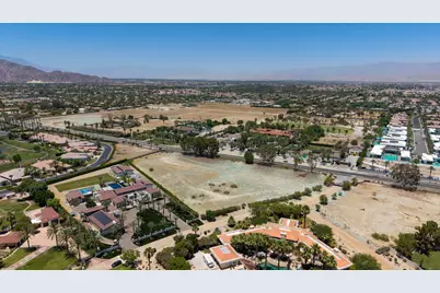 2 Vista Montana Road, La Quinta, CA 92253 - Photo 17