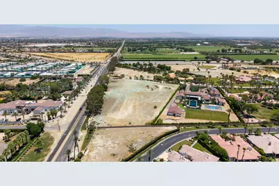 2 Vista Montana Road, La Quinta, CA 92253 - Photo 19
