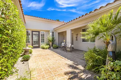 321 Loch Lomond Road, Rancho Mirage, CA 92270 - Photo 9