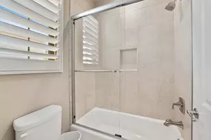 74114 Cosmopolitan Ln, Palm Desert, CA 92211 - Photo 25