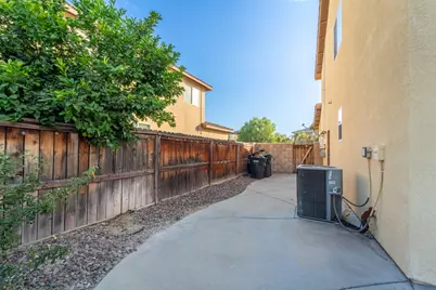 589 Foxglen Drive, San Jacinto, CA 92582 - Photo 27