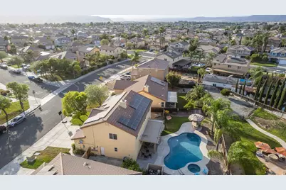 589 Foxglen Drive, San Jacinto, CA 92582 - Photo 3