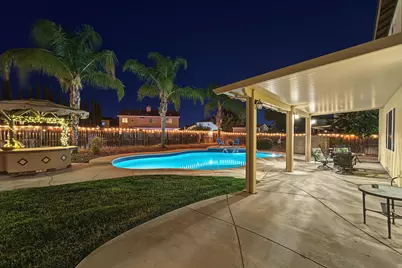 589 Foxglen Drive, San Jacinto, CA 92582 - Photo 7
