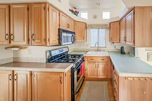 70200 Dillon Road, Desert Hot Springs, CA 92241 - Photo 13