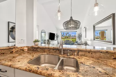 38674 Wisteria Drive, Palm Desert, CA 92211 - Photo 15
