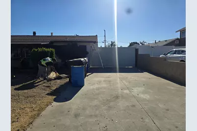 9262 Camulos Avenue, Montclair, CA 91763 - Photo 11