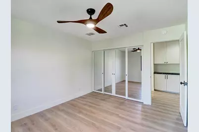 9721 Siwanoy Drive, Desert Hot Springs, CA 92240 - Photo 17