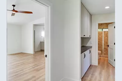 9721 Siwanoy Drive, Desert Hot Springs, CA 92240 - Photo 11
