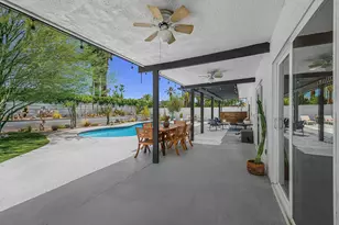 1110 E Vista Chino, Palm Springs, CA 92262 - Photo 23