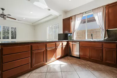 44850 Via Catalina, La Quinta, CA 92253 - Photo 15