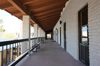 2825 E Tahquitz Canyon Way E, Palm Springs, CA 92262 - Photo 35