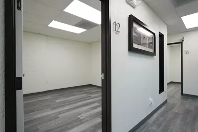 2825 E Tahquitz Canyon Way E, Palm Springs, CA 92262 - Photo 45