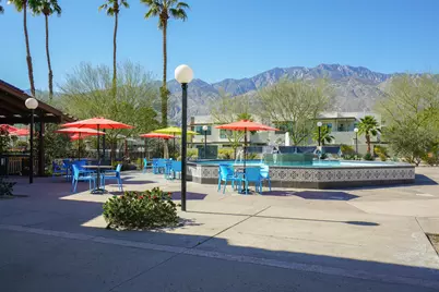 2825 E Tahquitz Canyon Way E, Palm Springs, CA 92262 - Photo 9