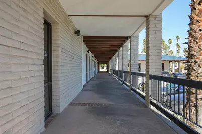 2825 E Tahquitz Canyon Way E, Palm Springs, CA 92262 - Photo 63